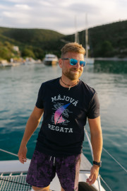 kniha Jachting v bouřích