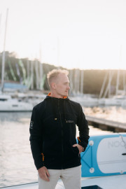 kniha Jachting v bouřích